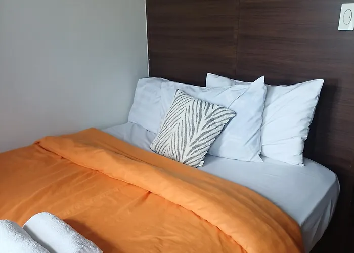 Cozy Pad-50th Manille